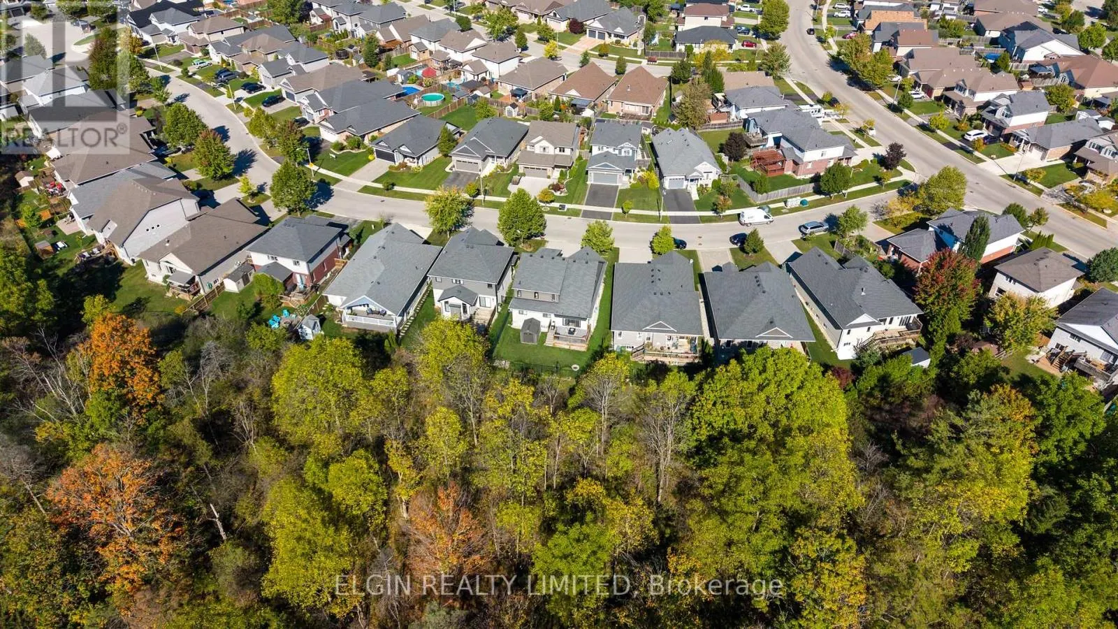 8 DEERFIELD COURT