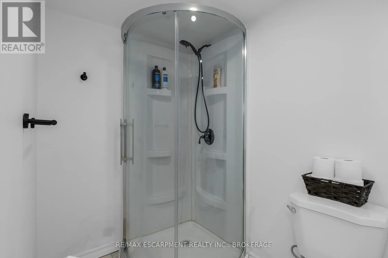 2 - 16 GOLDEN BOULEVARD E, #2