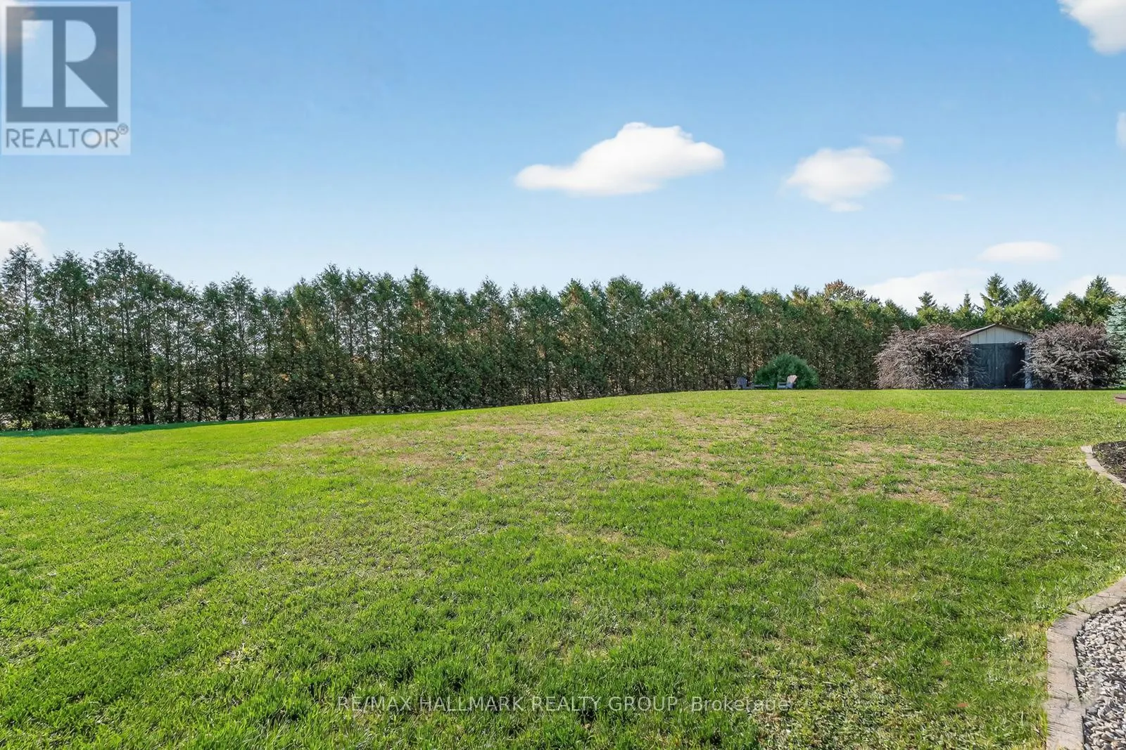 2851 GLENWOOD DRIVE