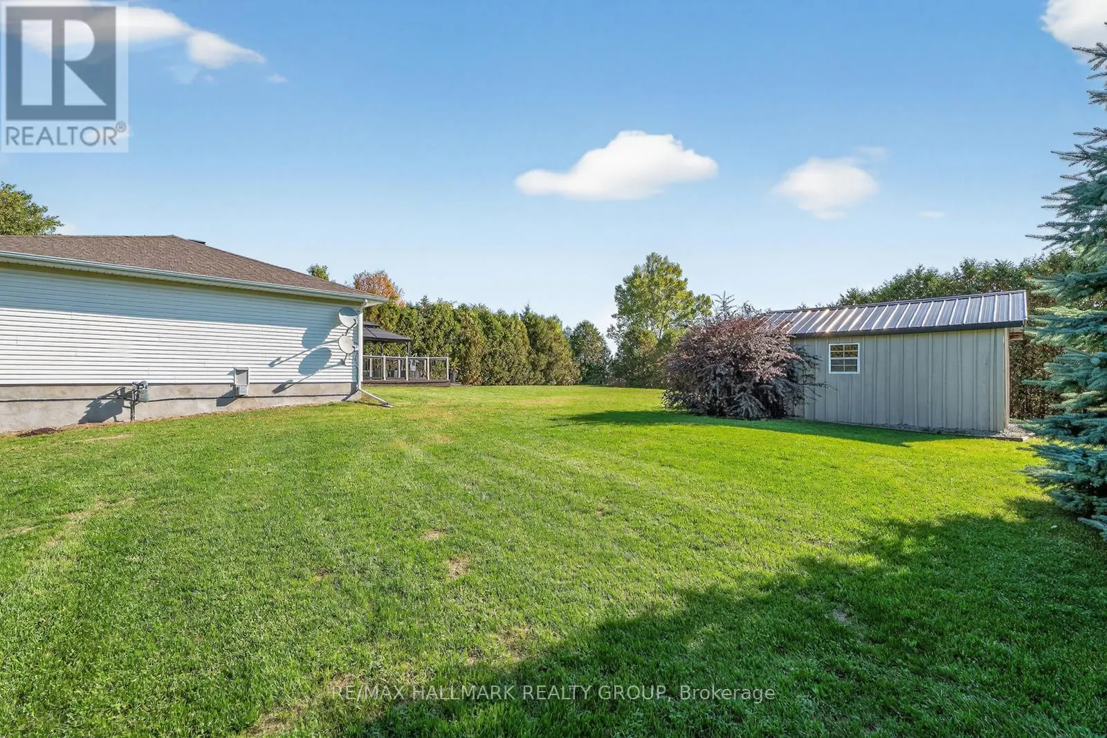 2851 GLENWOOD DRIVE