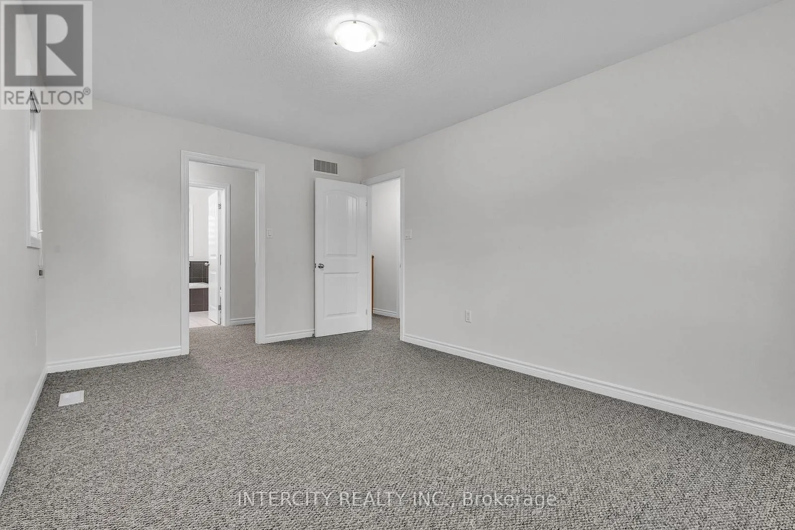 51 LAUGHLAND LANE