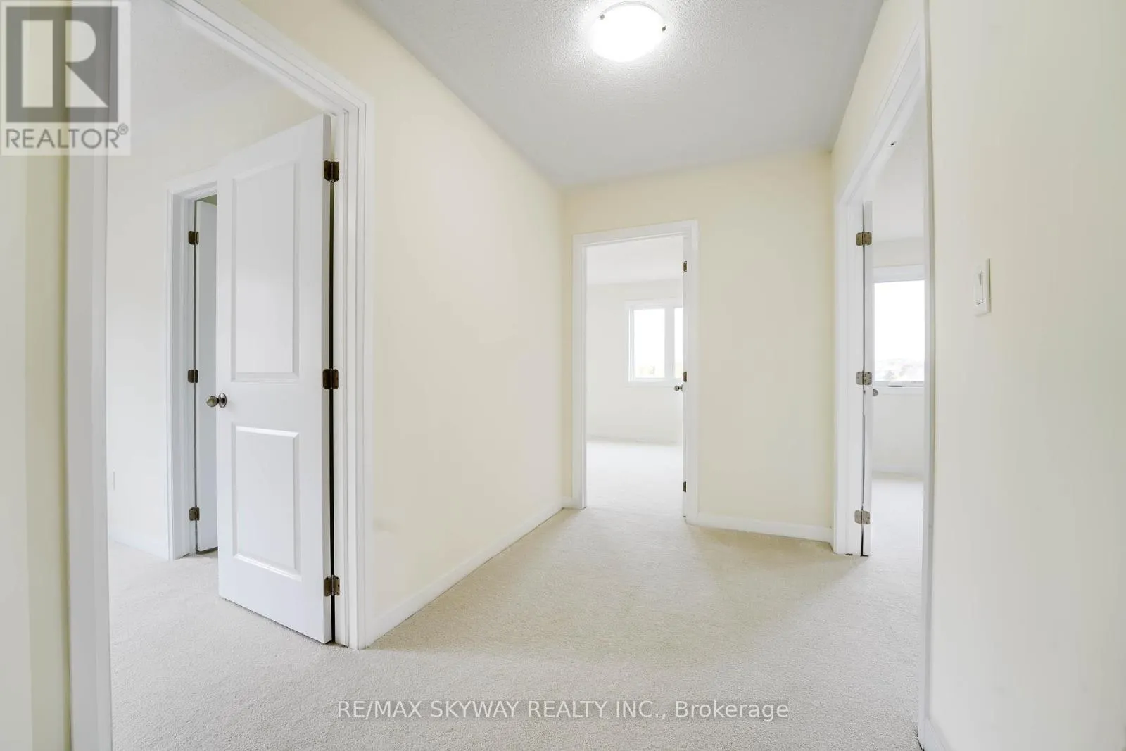 76 GOLF LINKS DRIVE