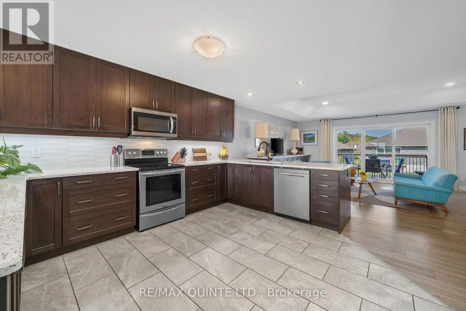 56 MCINTOSH CRESCENT