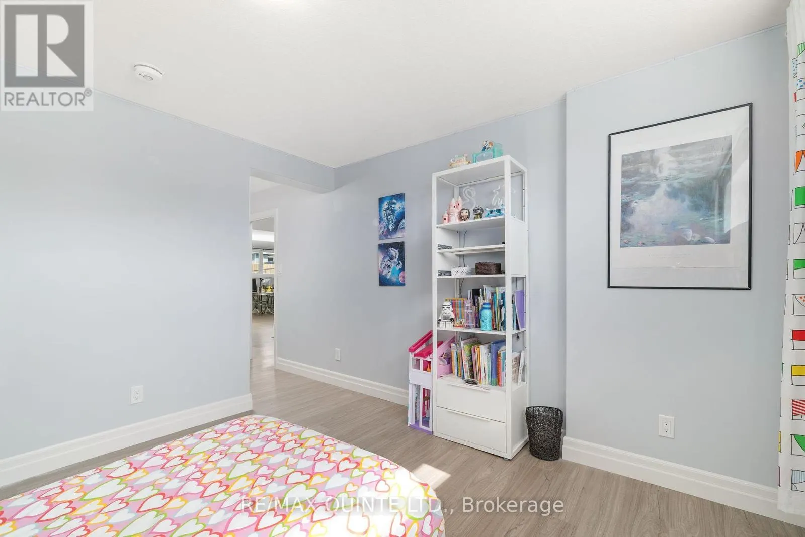 56 MCINTOSH CRESCENT