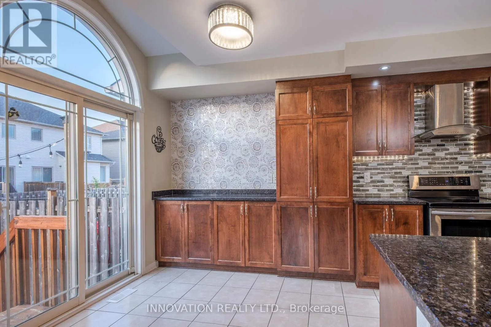 1609 WESTHALL WAY N