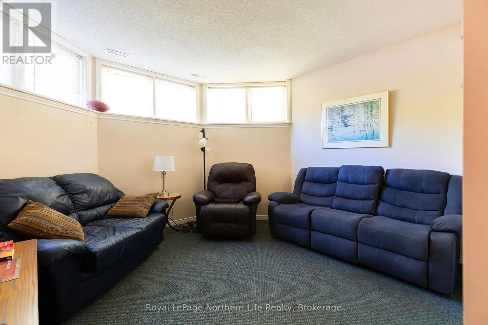 389 CARMICHAEL DRIVE