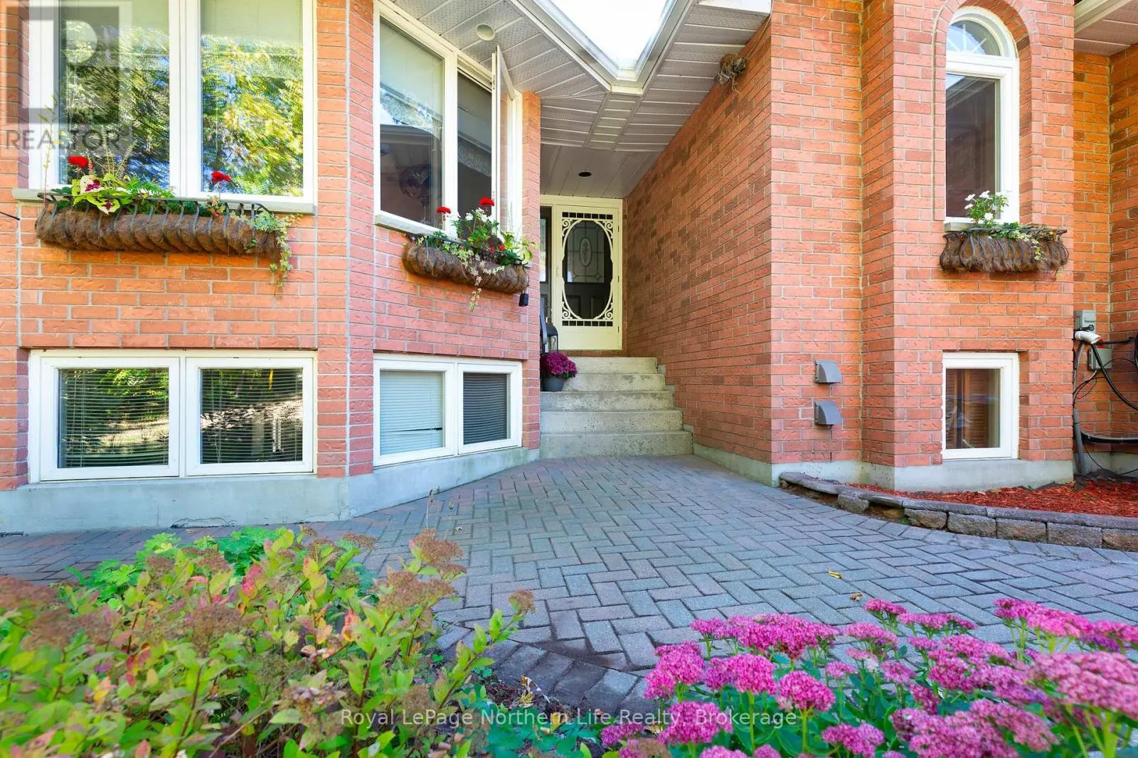 389 CARMICHAEL DRIVE