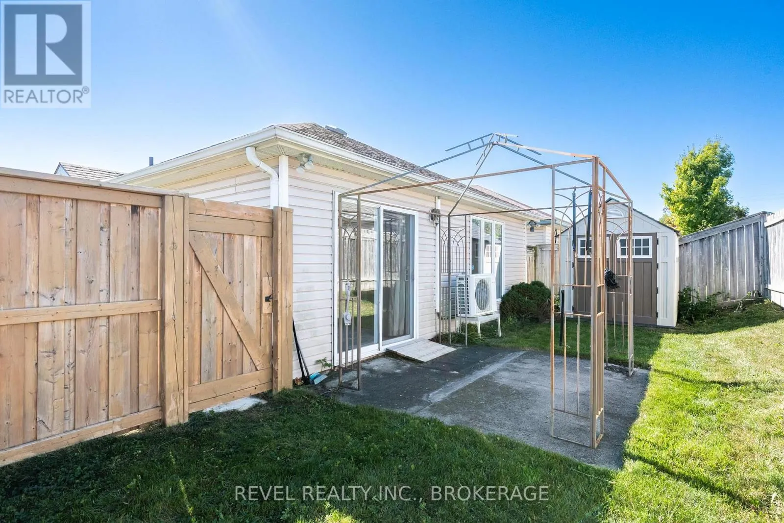37 WILFRED CRESCENT