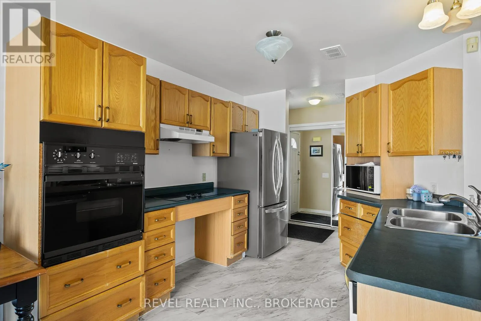 37 WILFRED CRESCENT