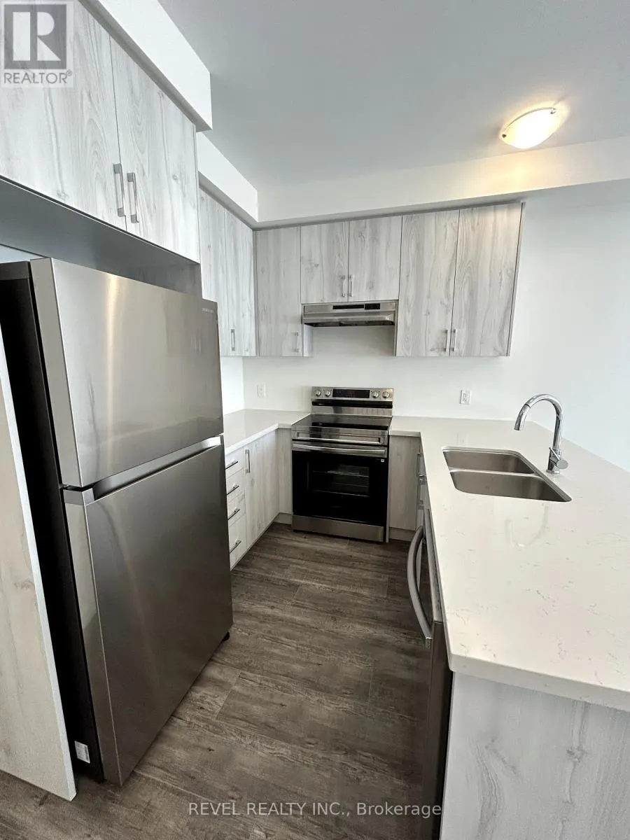 25 RADIUM LANE
