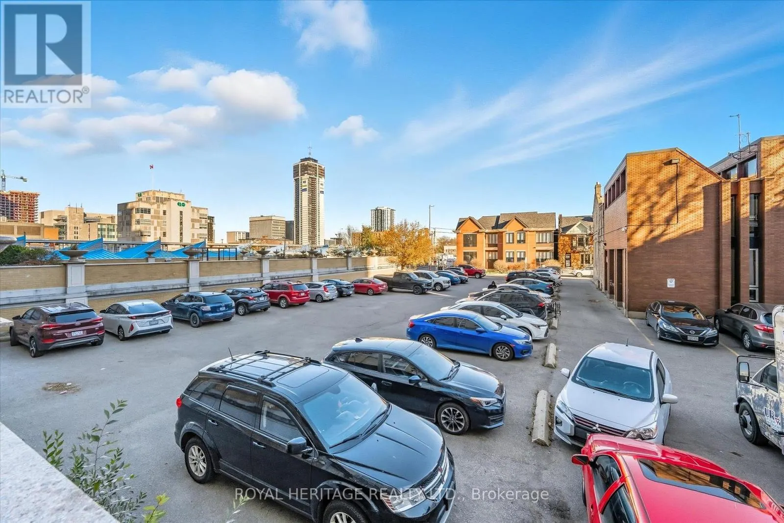 615 - 135 JAMES STREET S