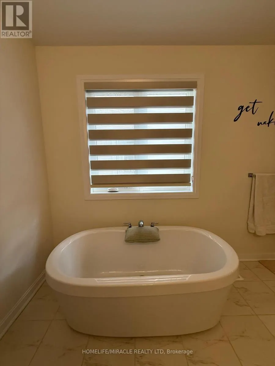 41 GOLF LINKS DRIVE