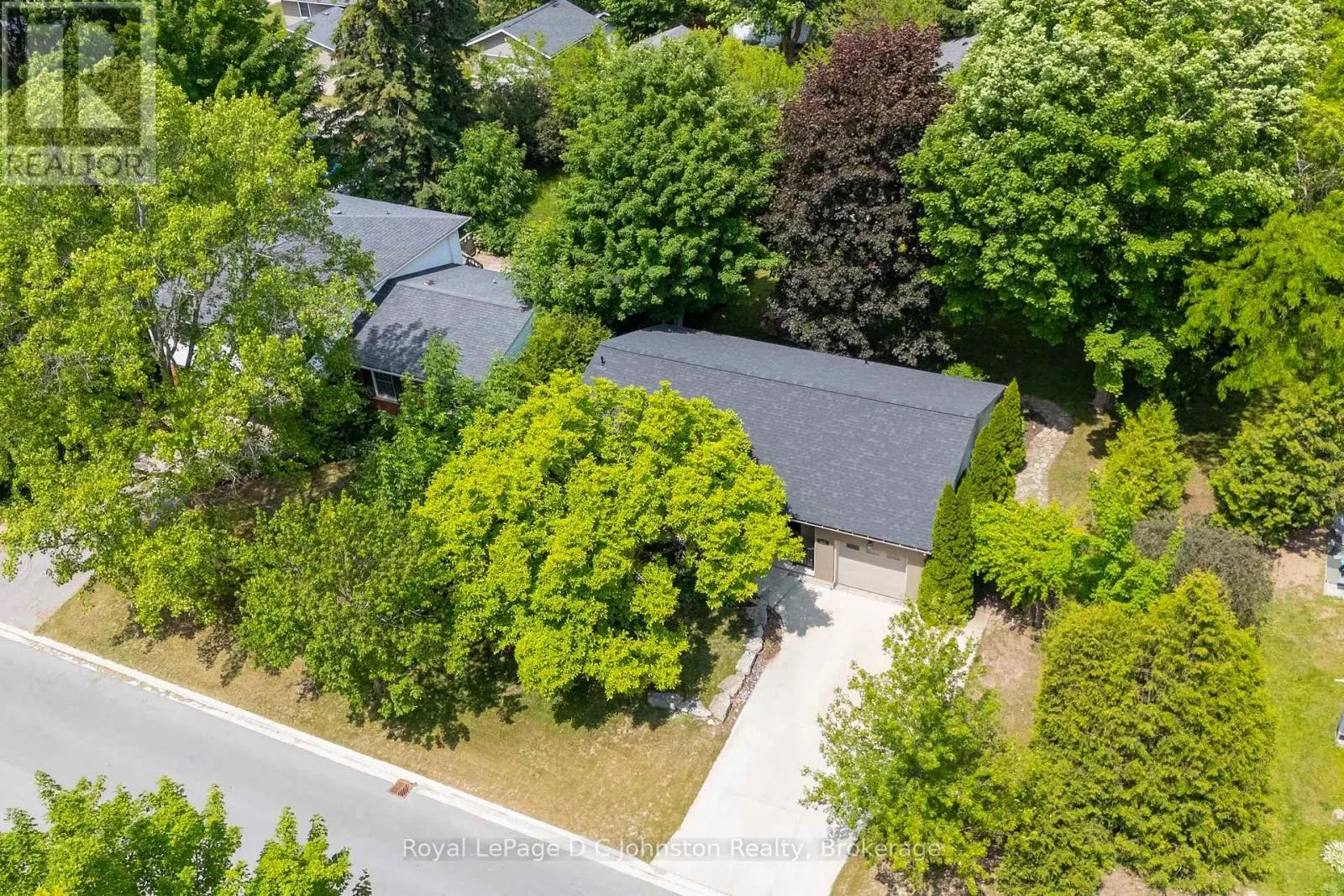 623 LOUIS STREET