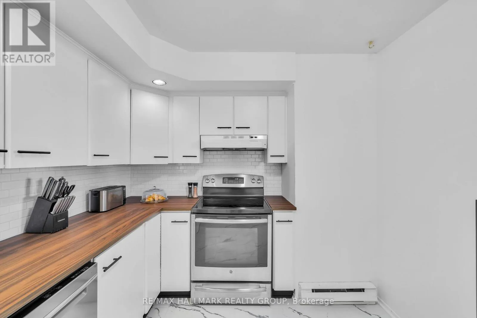 3 - 5 TIMBERVIEW WAY