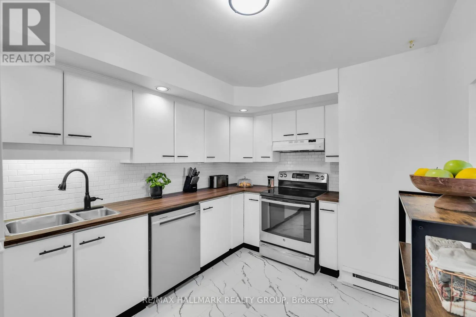 3 - 5 TIMBERVIEW WAY