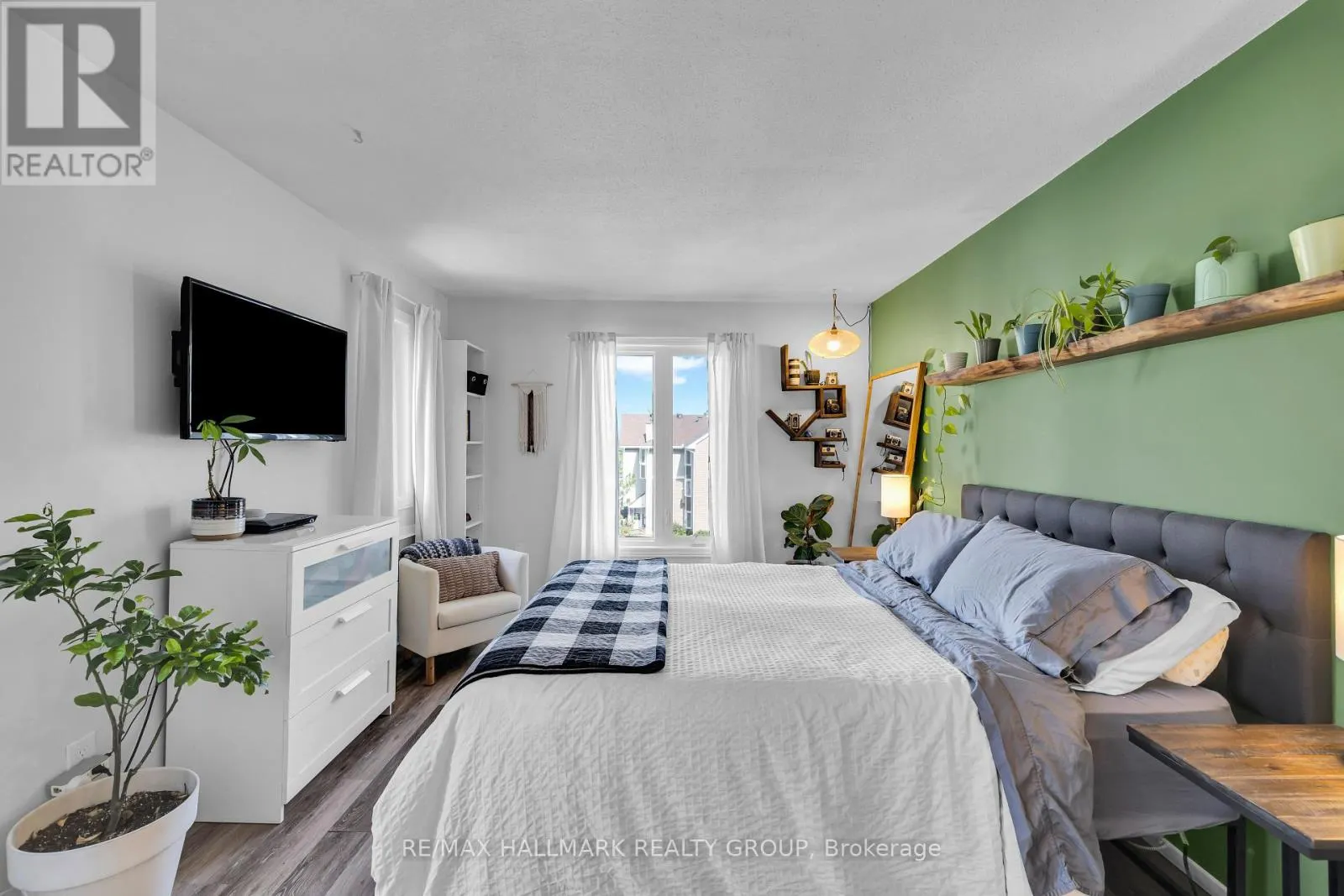 3 - 5 TIMBERVIEW WAY