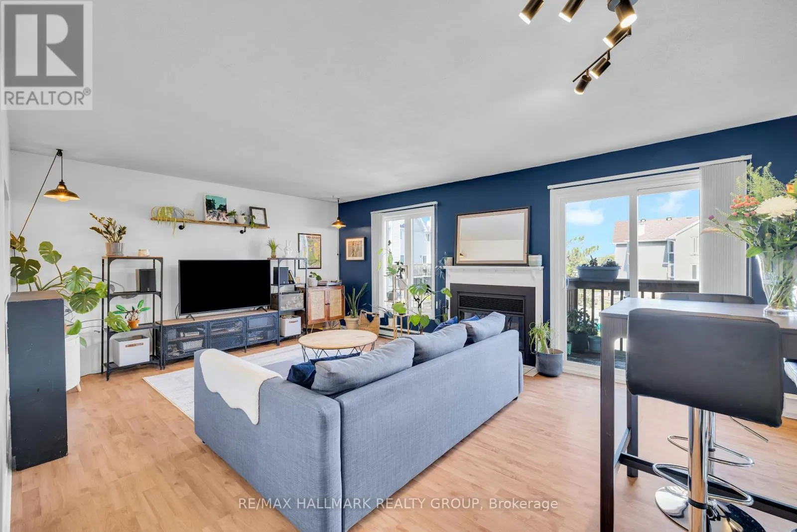 3 - 5 TIMBERVIEW WAY