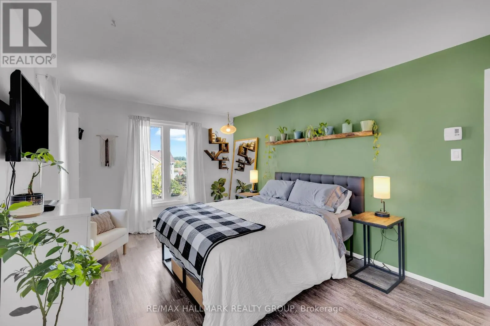 3 - 5 TIMBERVIEW WAY