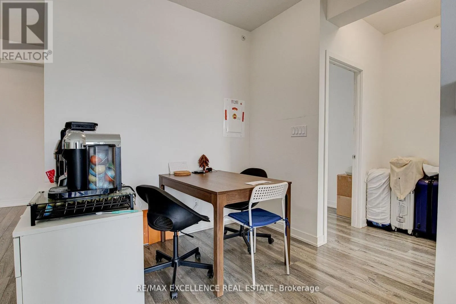 1402 - 128 KING STREET N
