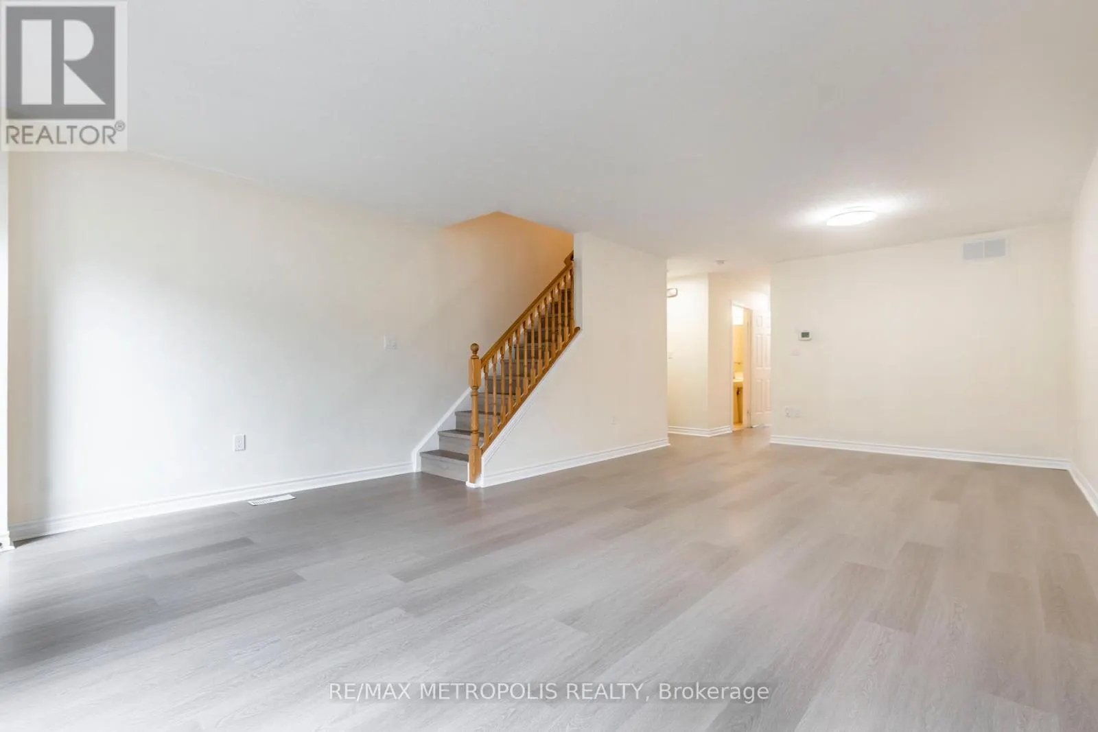 C15 - 619 WILD GINGER AVENUE