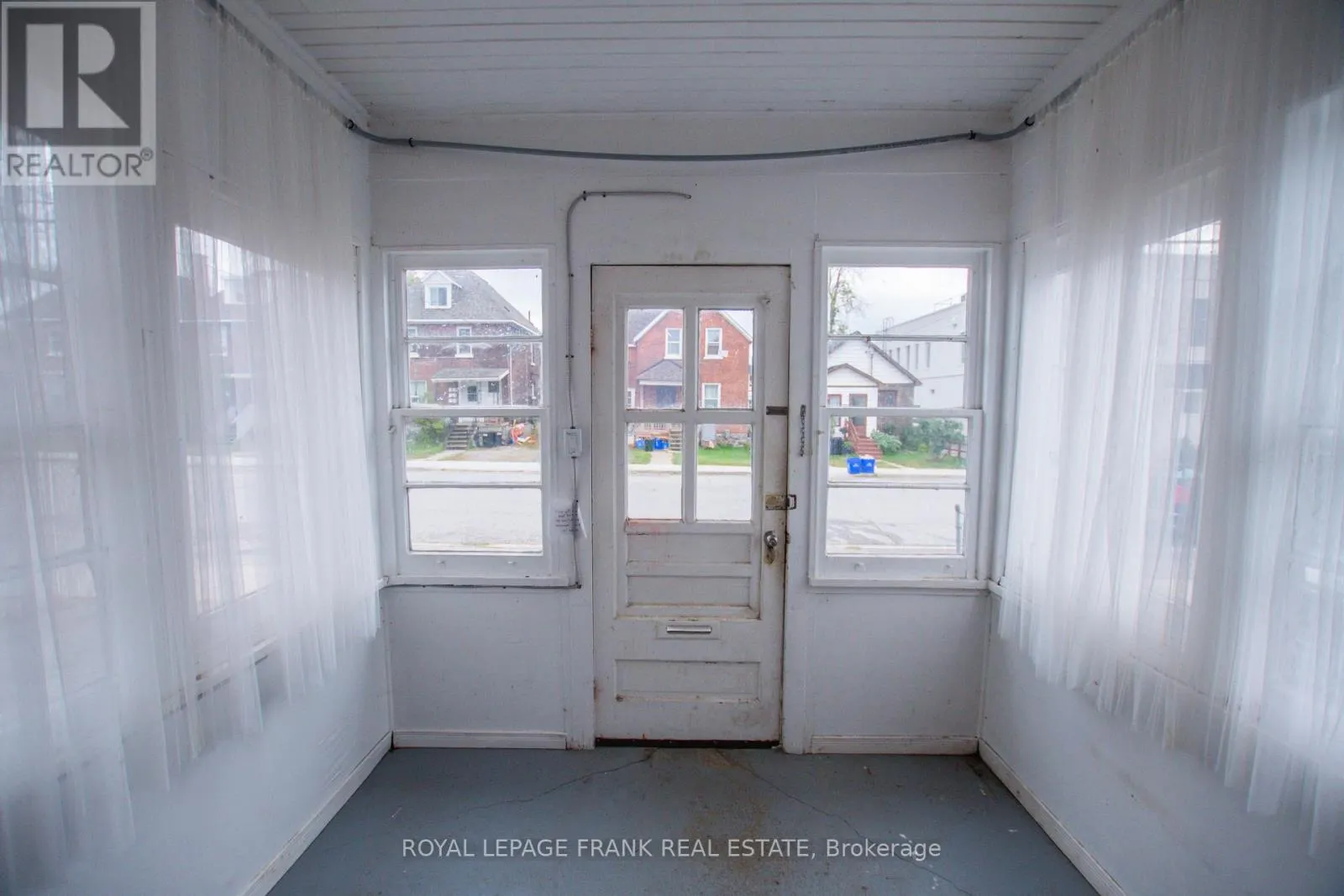 340 REGINA STREET