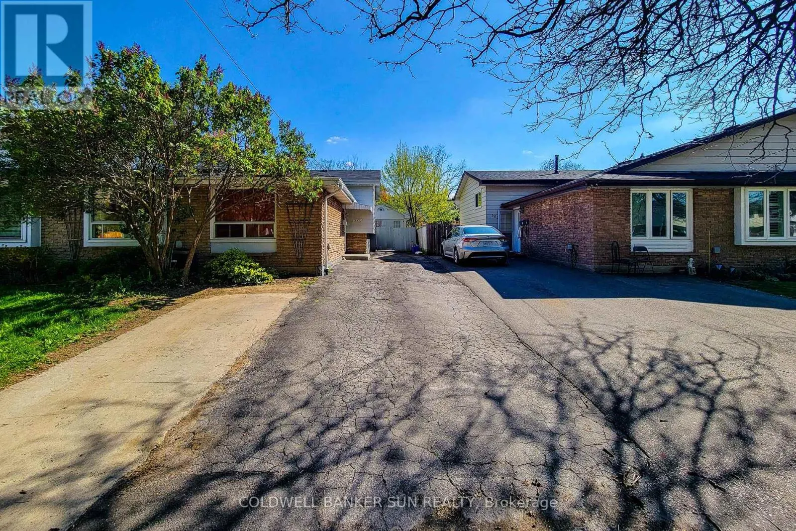 566 GREENHILL AVENUE