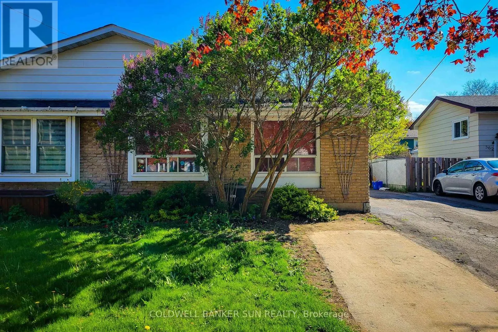 566 GREENHILL AVENUE
