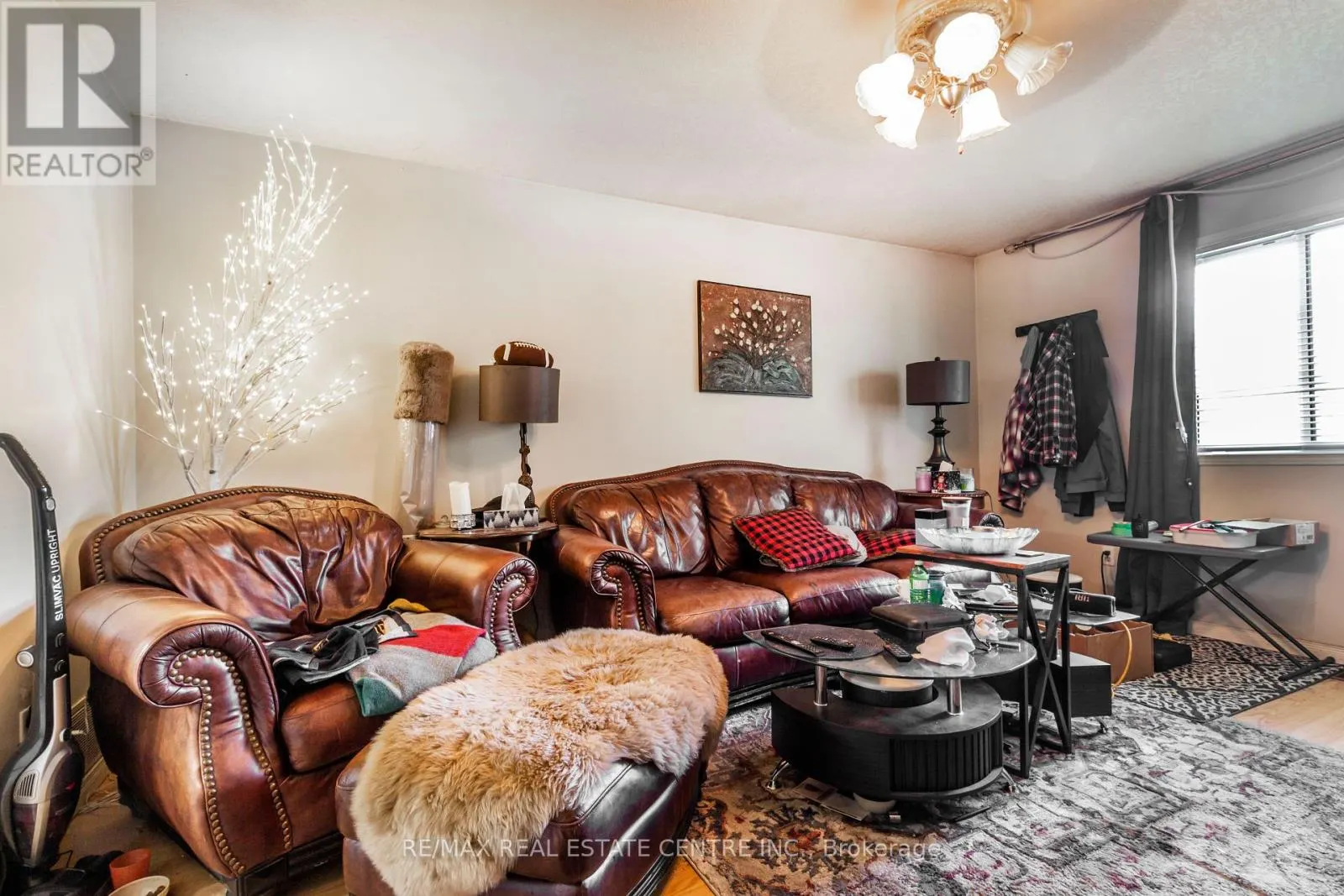 104 OAKWOOD AVENUE