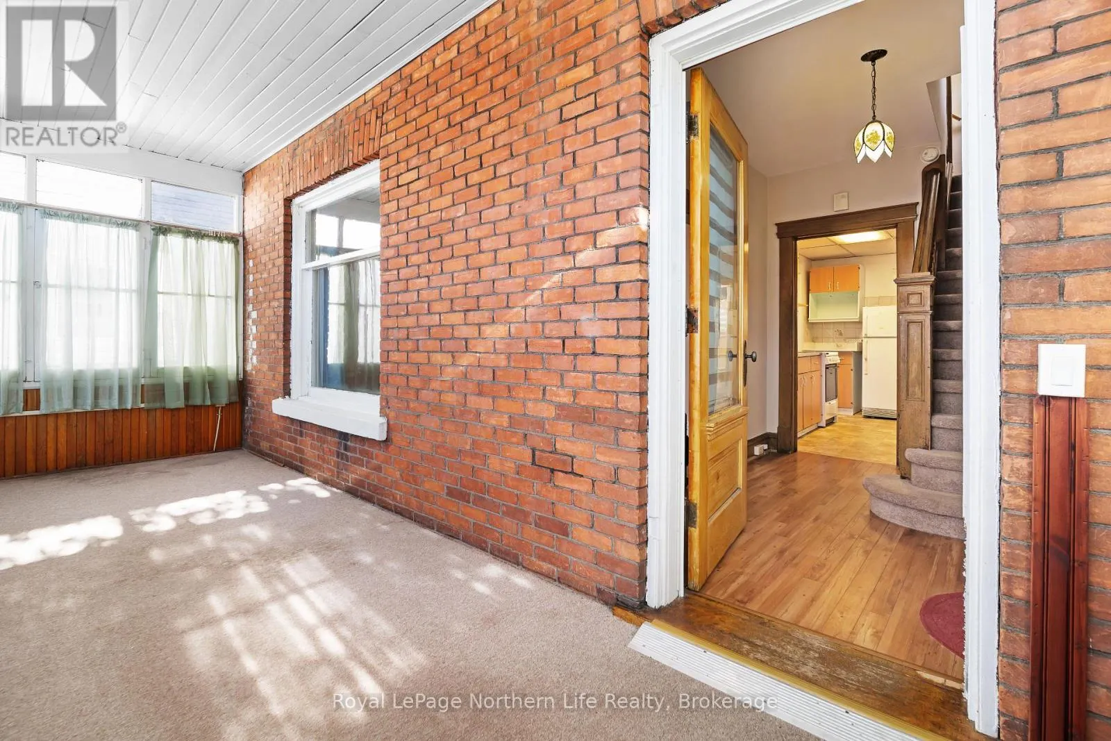 986 MAIN STREET