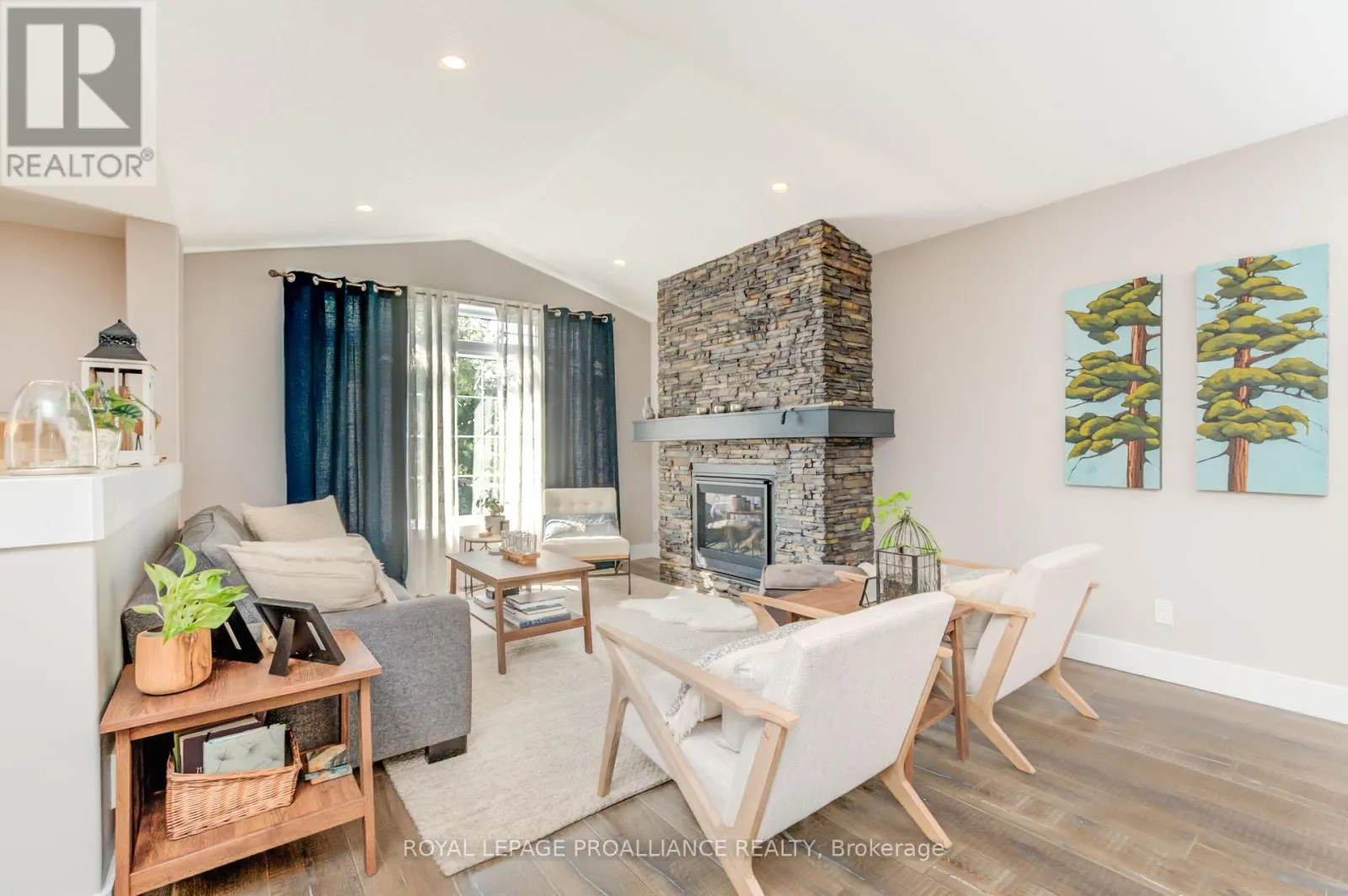 6 LAWRENCE AVENUE