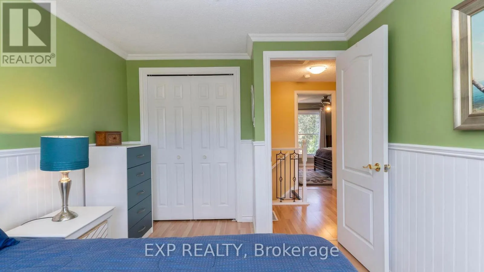116 GLENROY CRESCENT