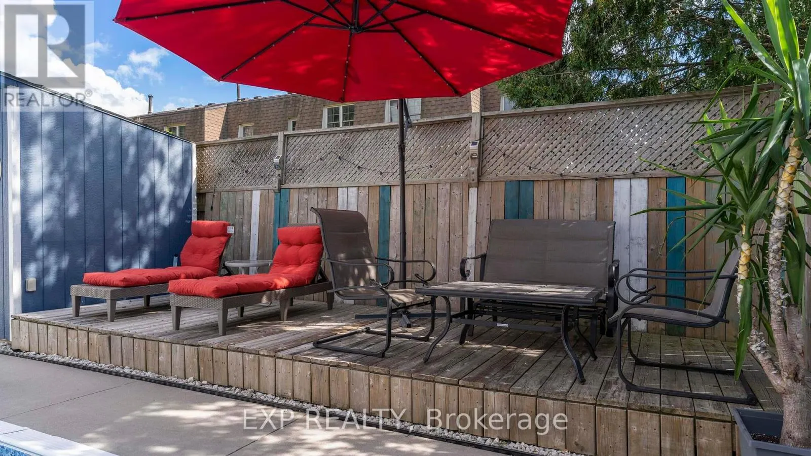 116 GLENROY CRESCENT