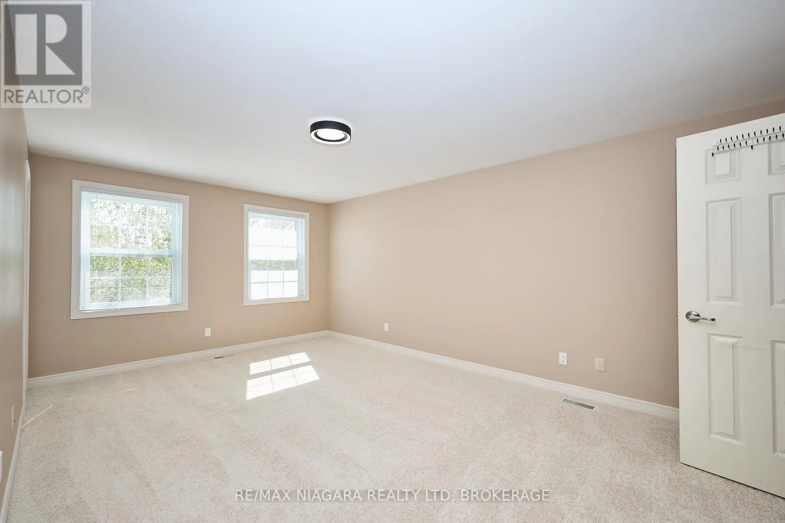 1 BRECKENRIDGE BOULEVARD
