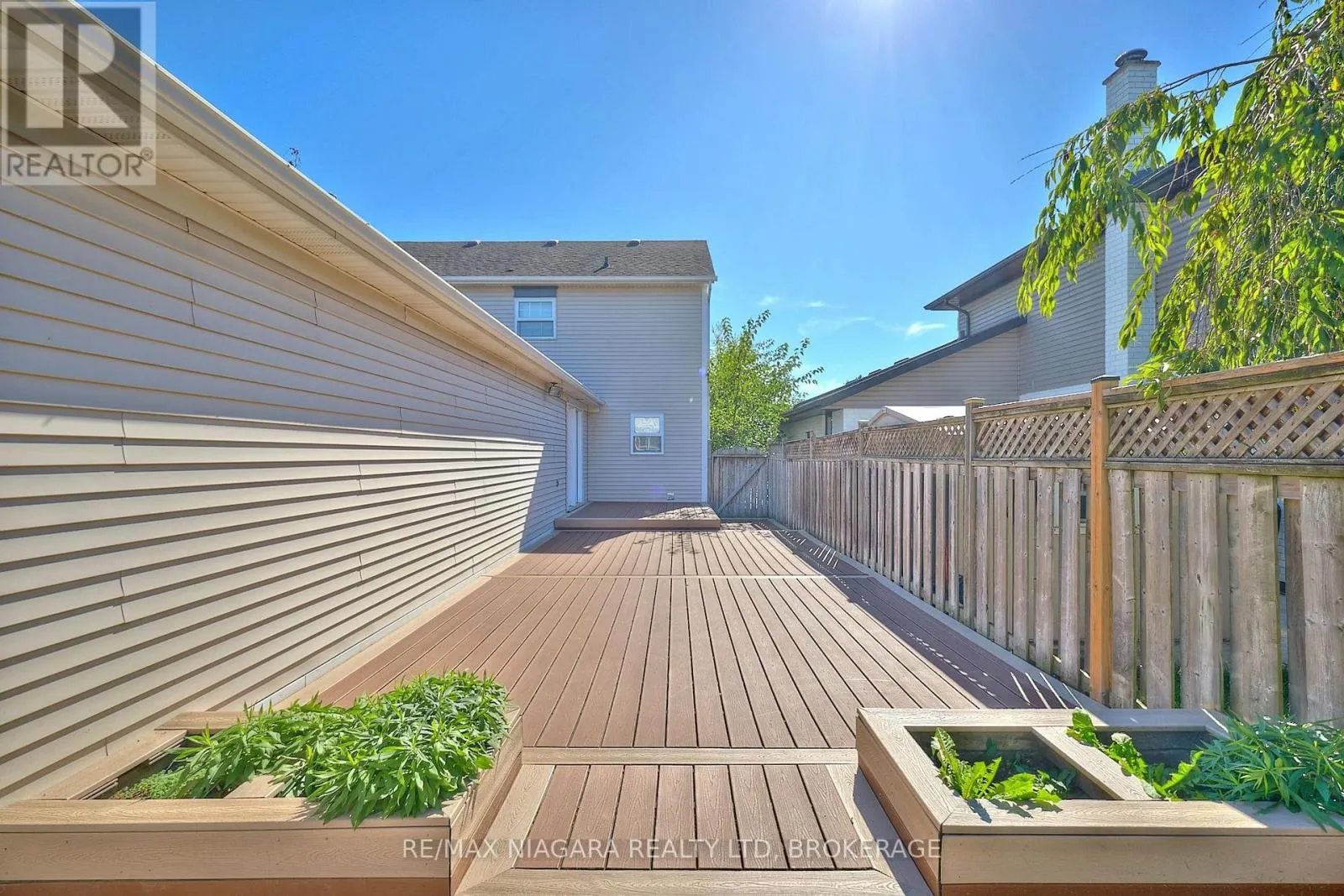 1 BRECKENRIDGE BOULEVARD