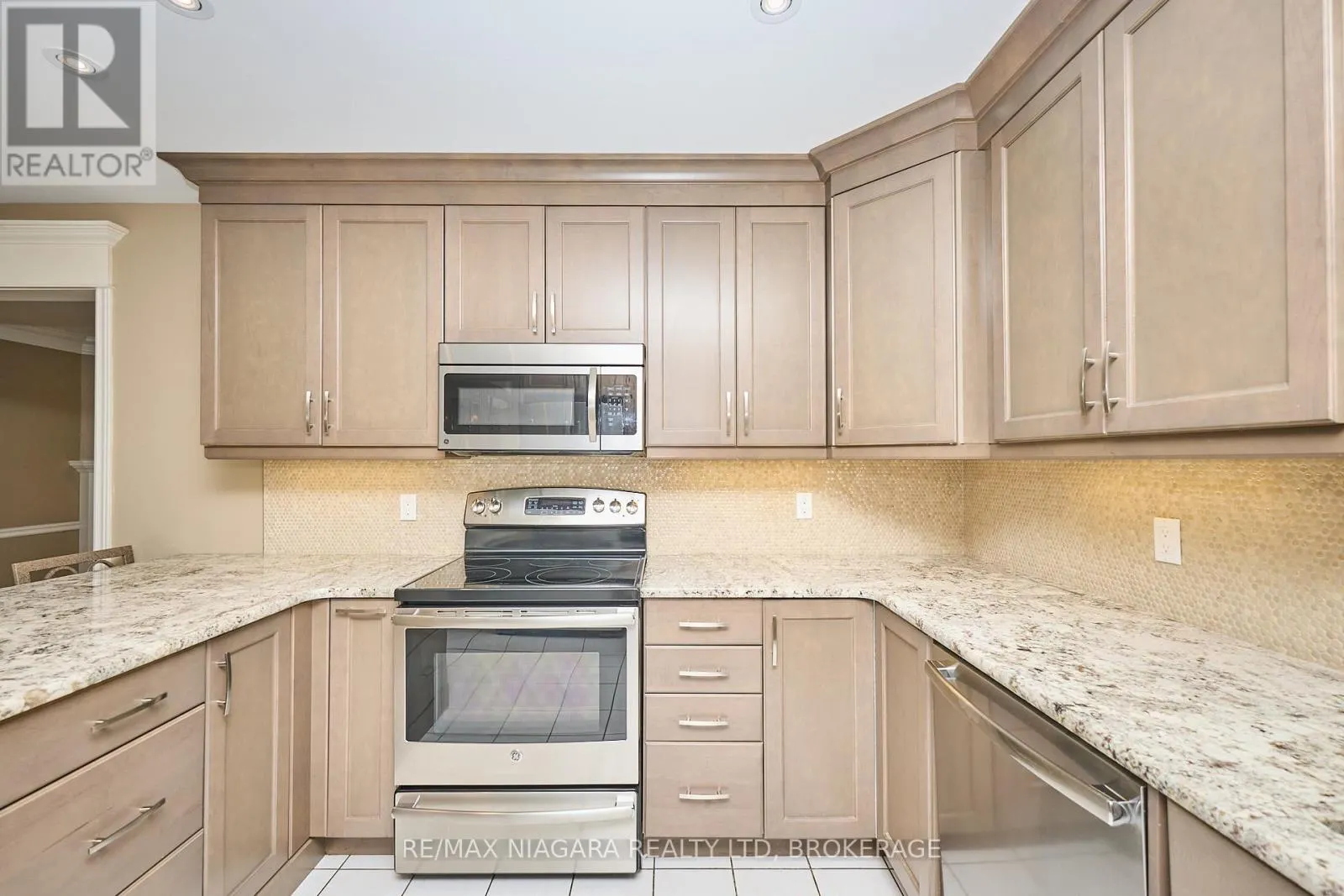 1 BRECKENRIDGE BOULEVARD