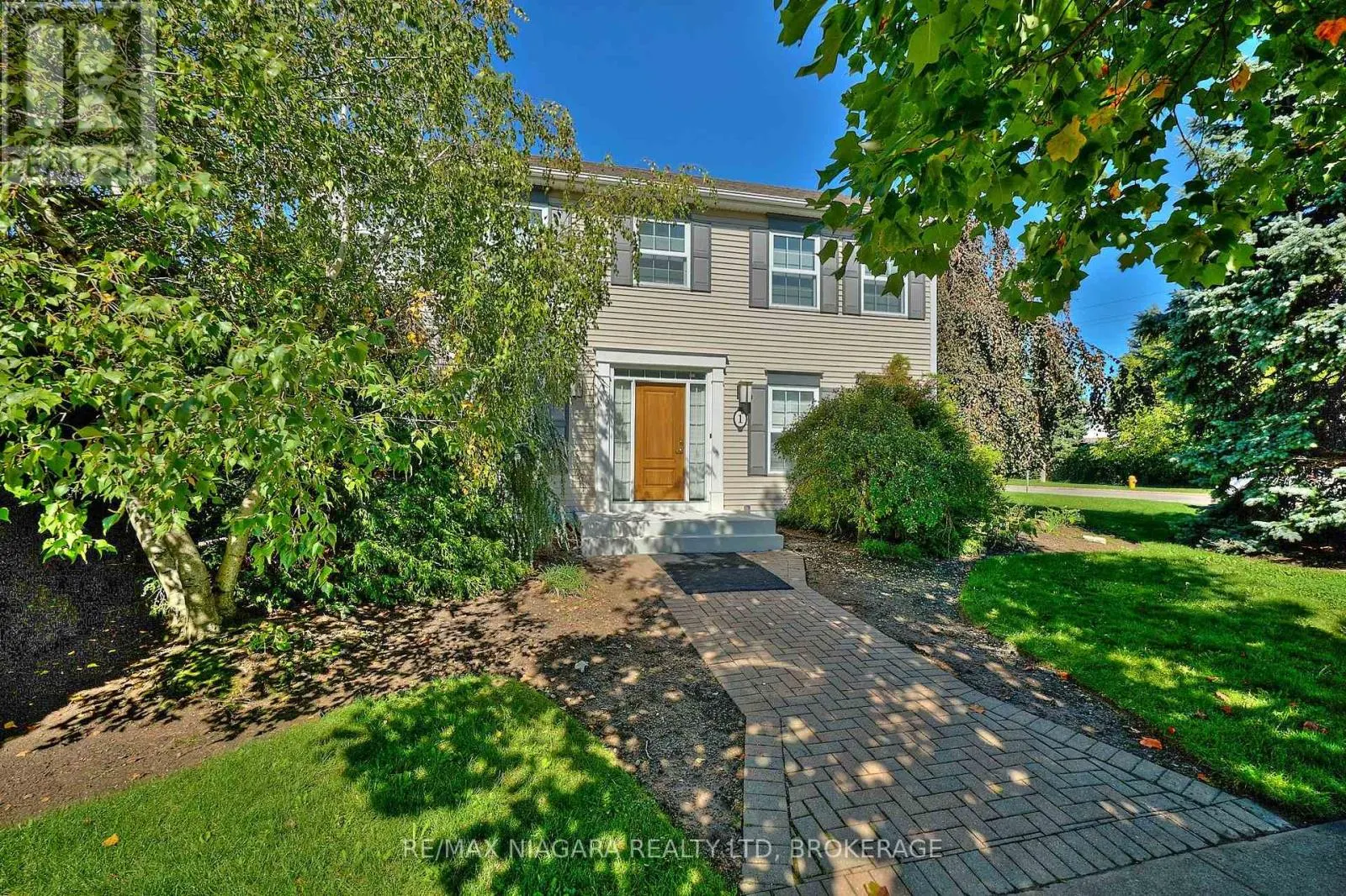 1 BRECKENRIDGE BOULEVARD