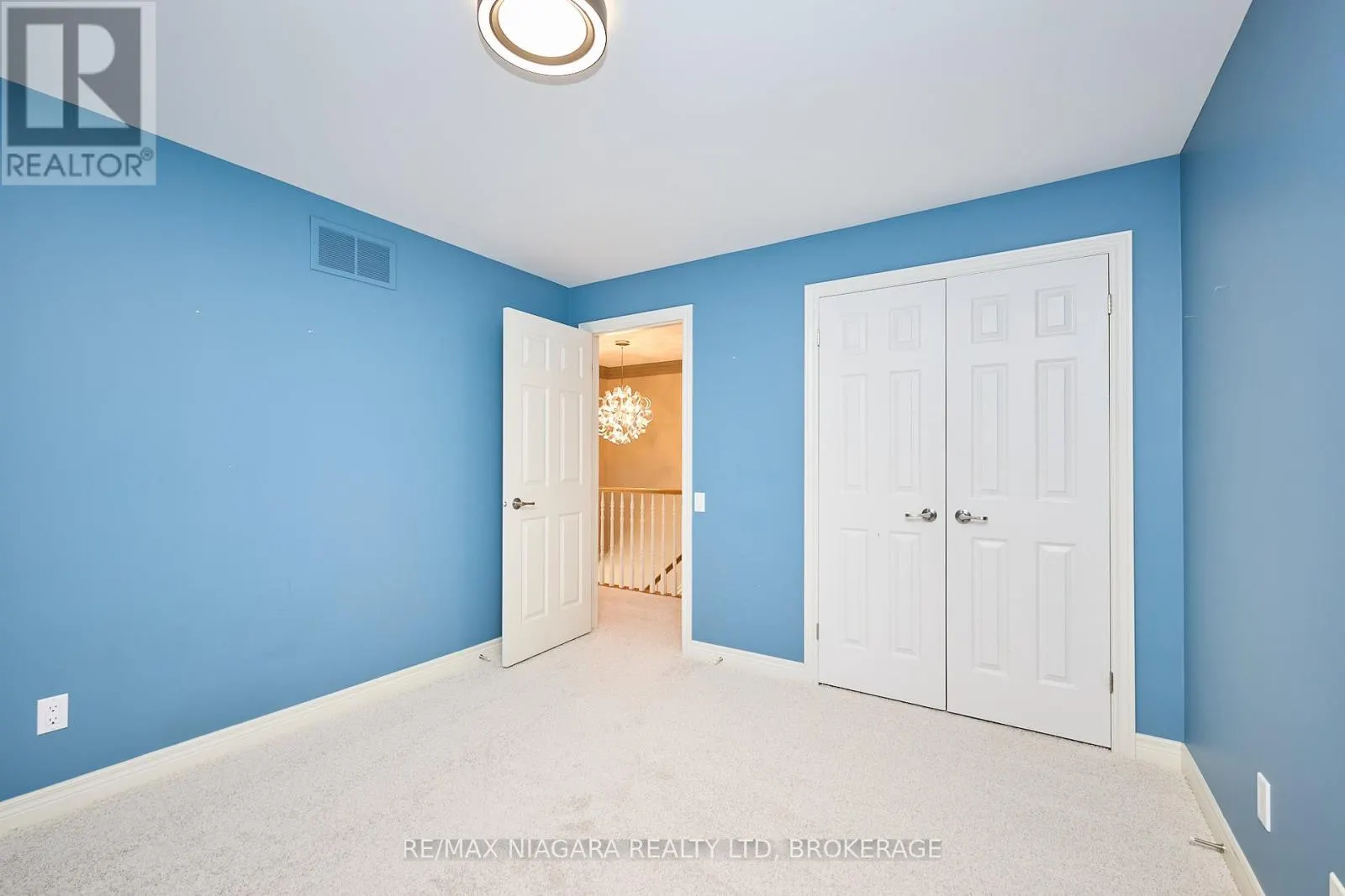 1 BRECKENRIDGE BOULEVARD