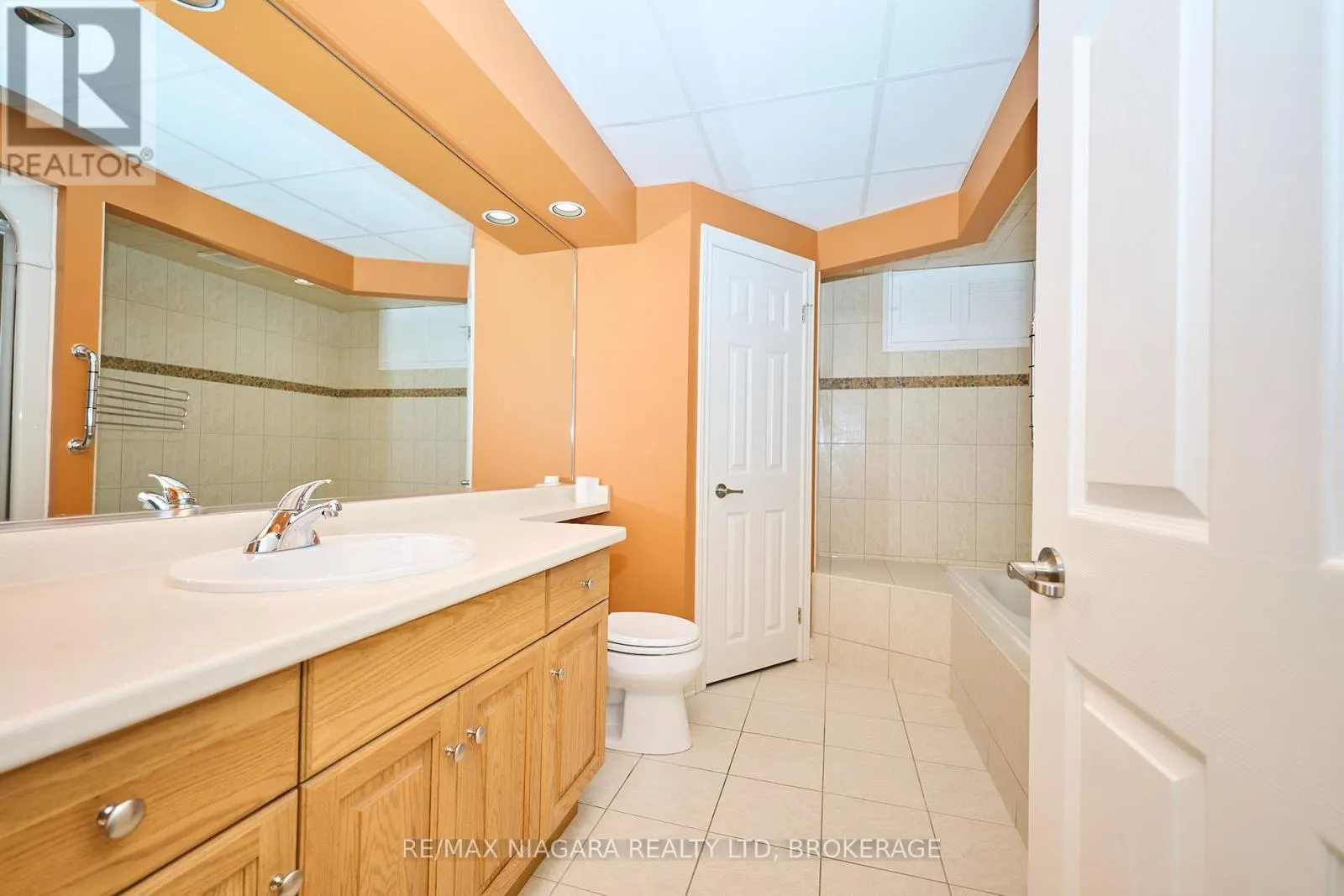 1 BRECKENRIDGE BOULEVARD