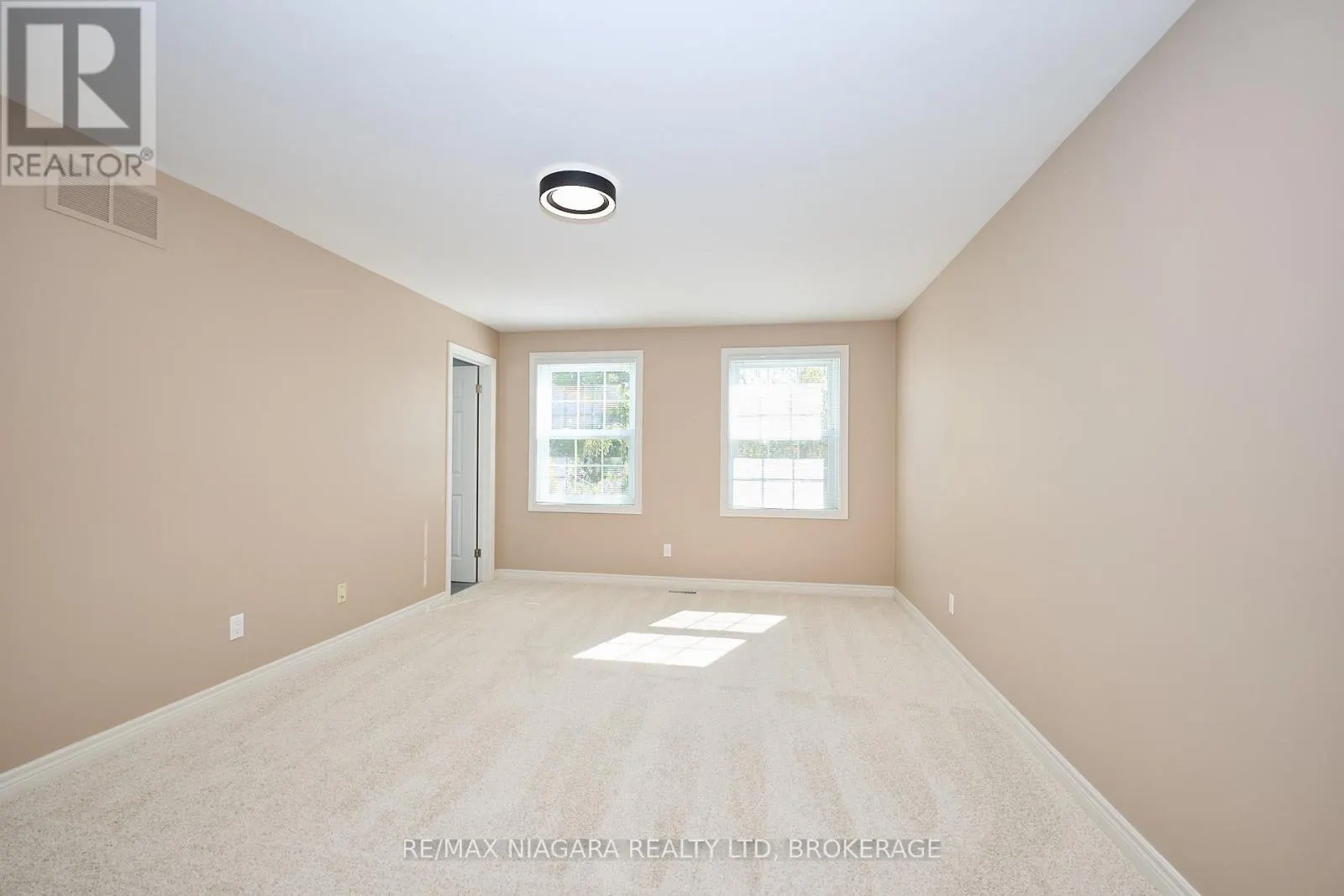 1 BRECKENRIDGE BOULEVARD