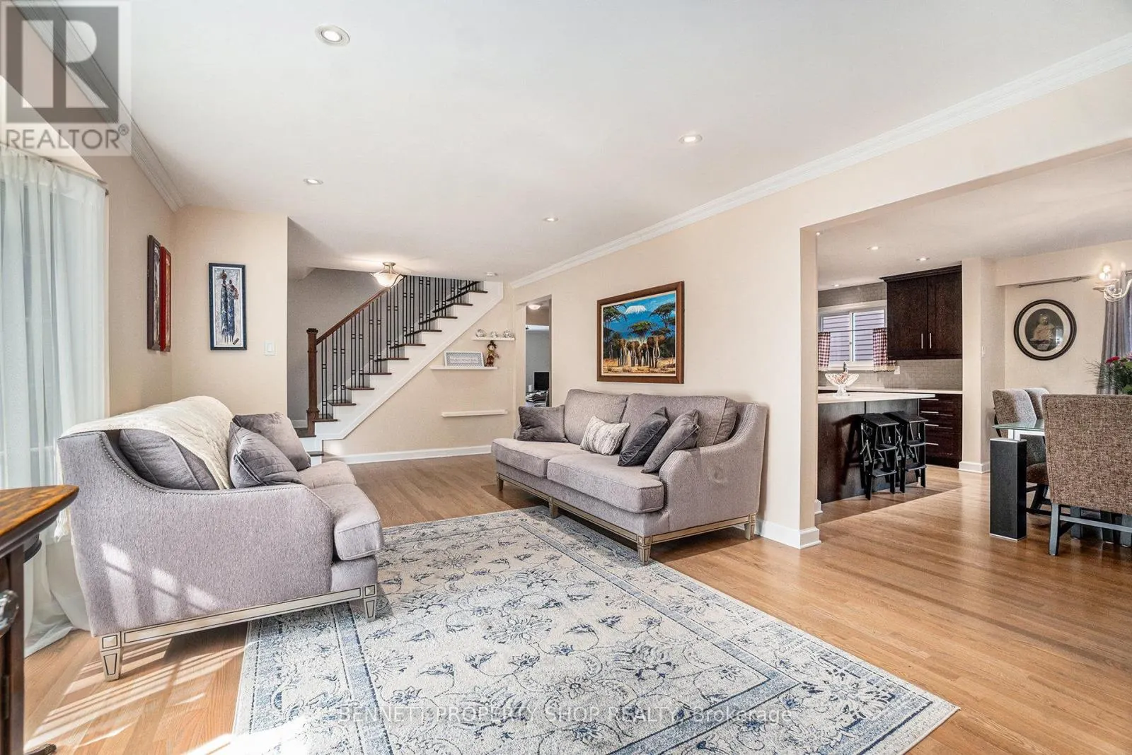 21 PATTERMEAD CRESCENT
