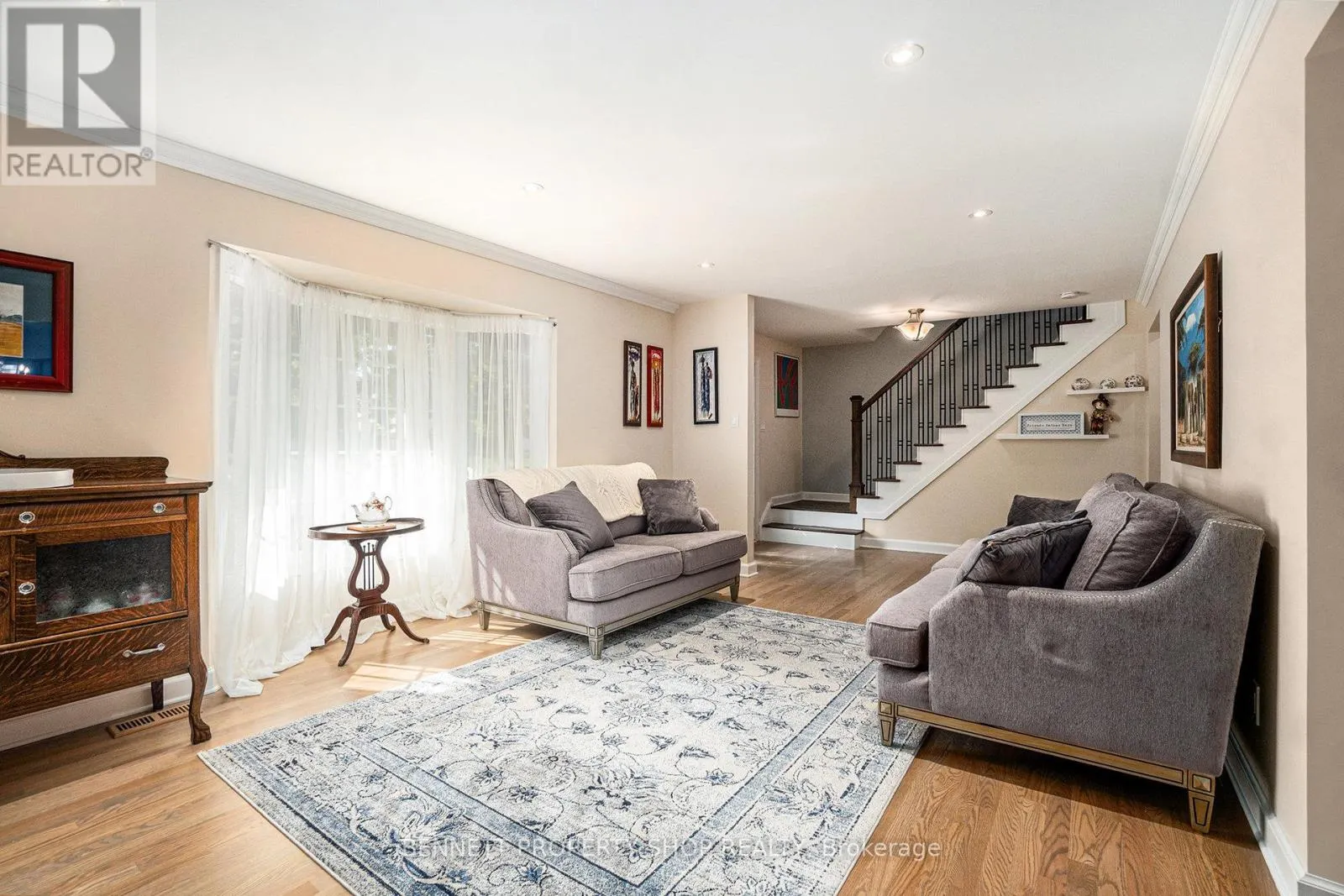 21 PATTERMEAD CRESCENT