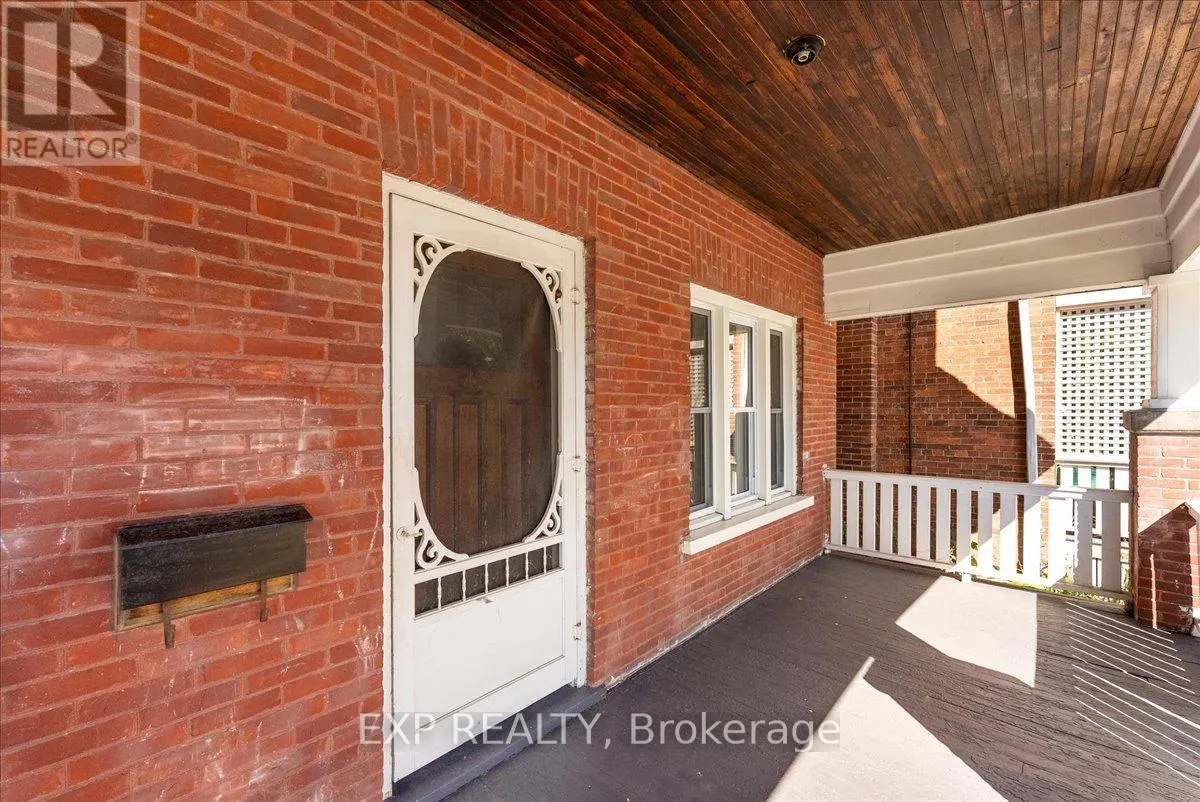 468 CHARLOTTE STREET