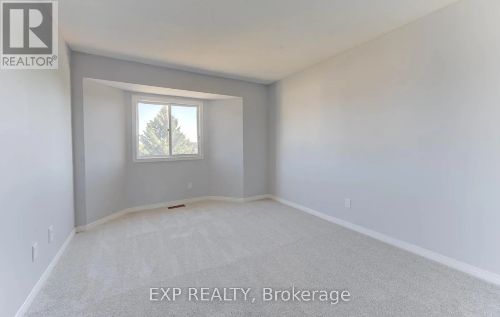6 - 499 OAKVALE DRIVE