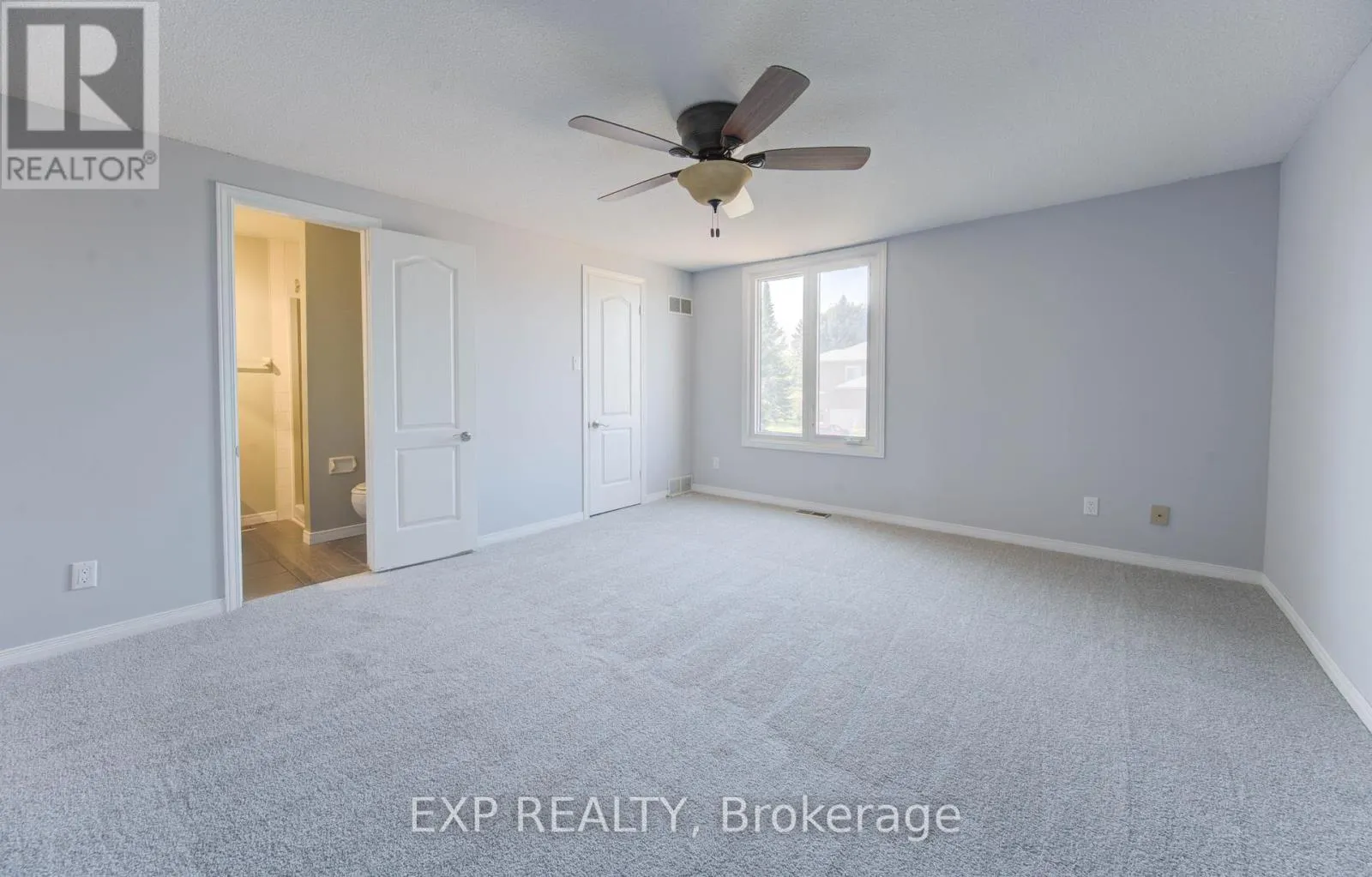 6 - 499 OAKVALE DRIVE