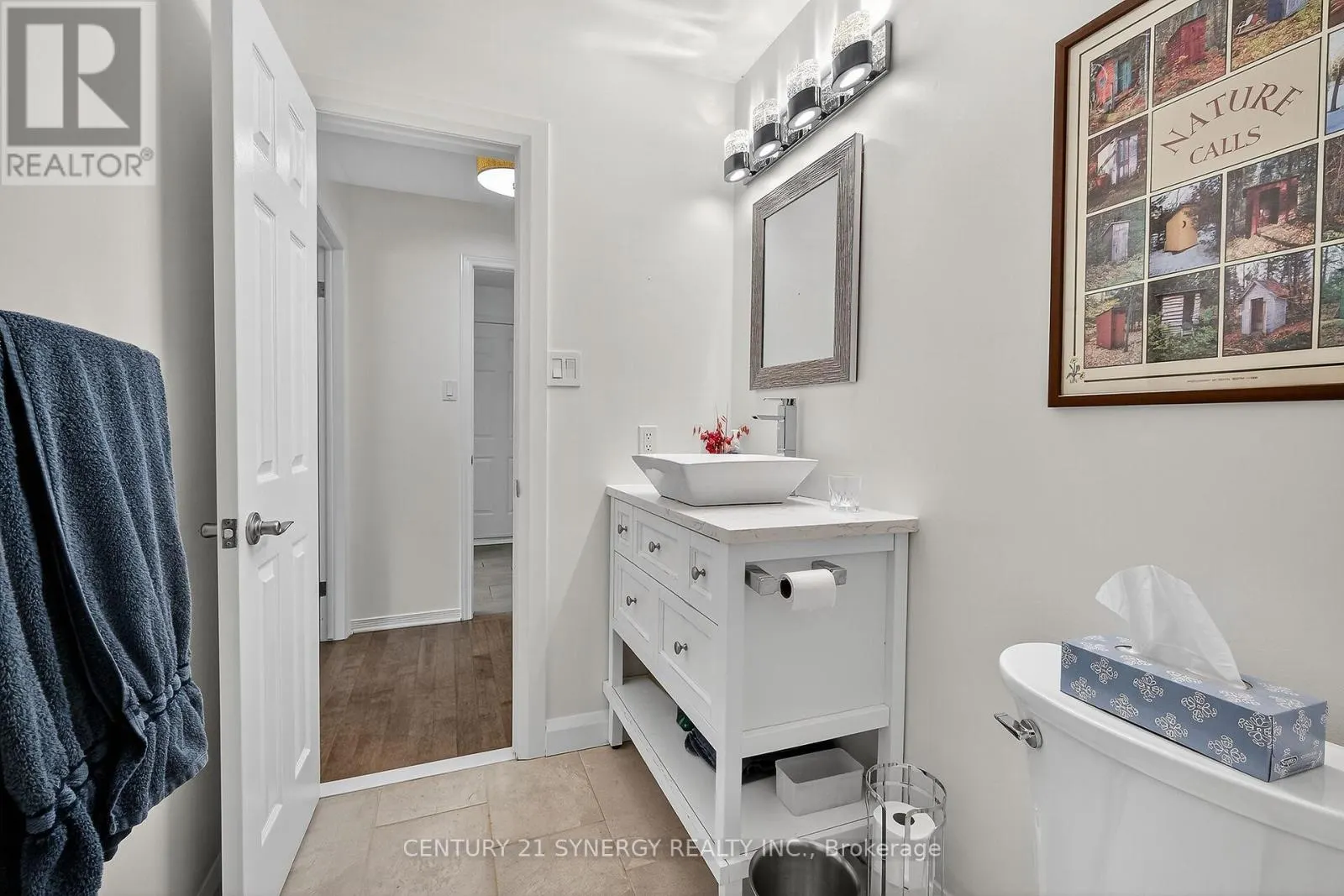 47 - 18 OYSTER BAY COURT