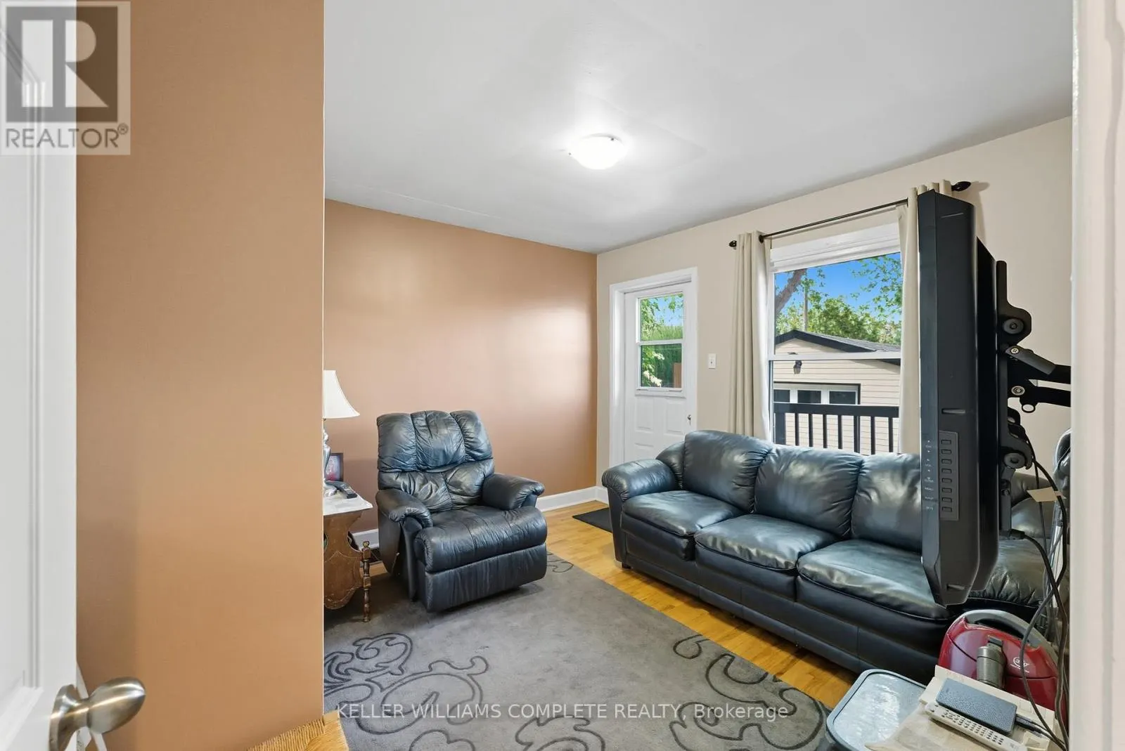 446 EAST 42ND STREET