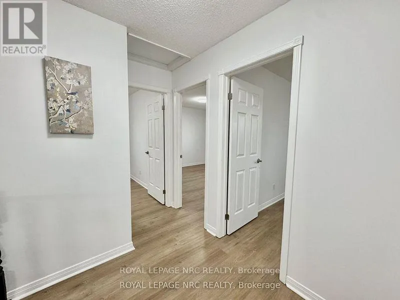 10 CORNWELL CIRCLE