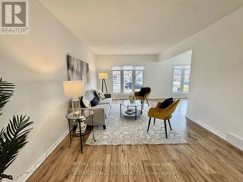 10 CORNWELL CIRCLE
