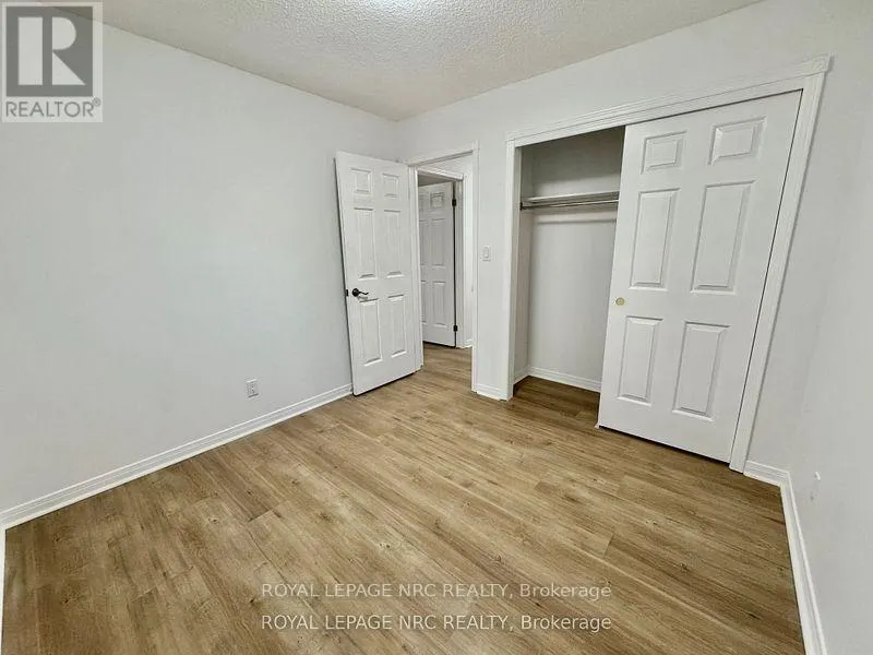 10 CORNWELL CIRCLE