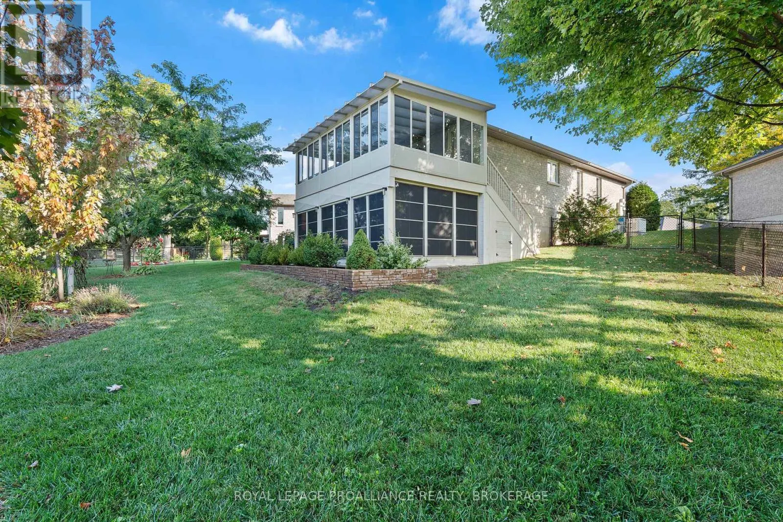 132 FARMSTEAD COURT